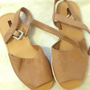 Forever21- Tan Strap Sandals NEVEE WORN